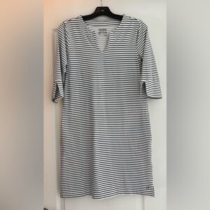 Hang Ten Gray and White Striped Top